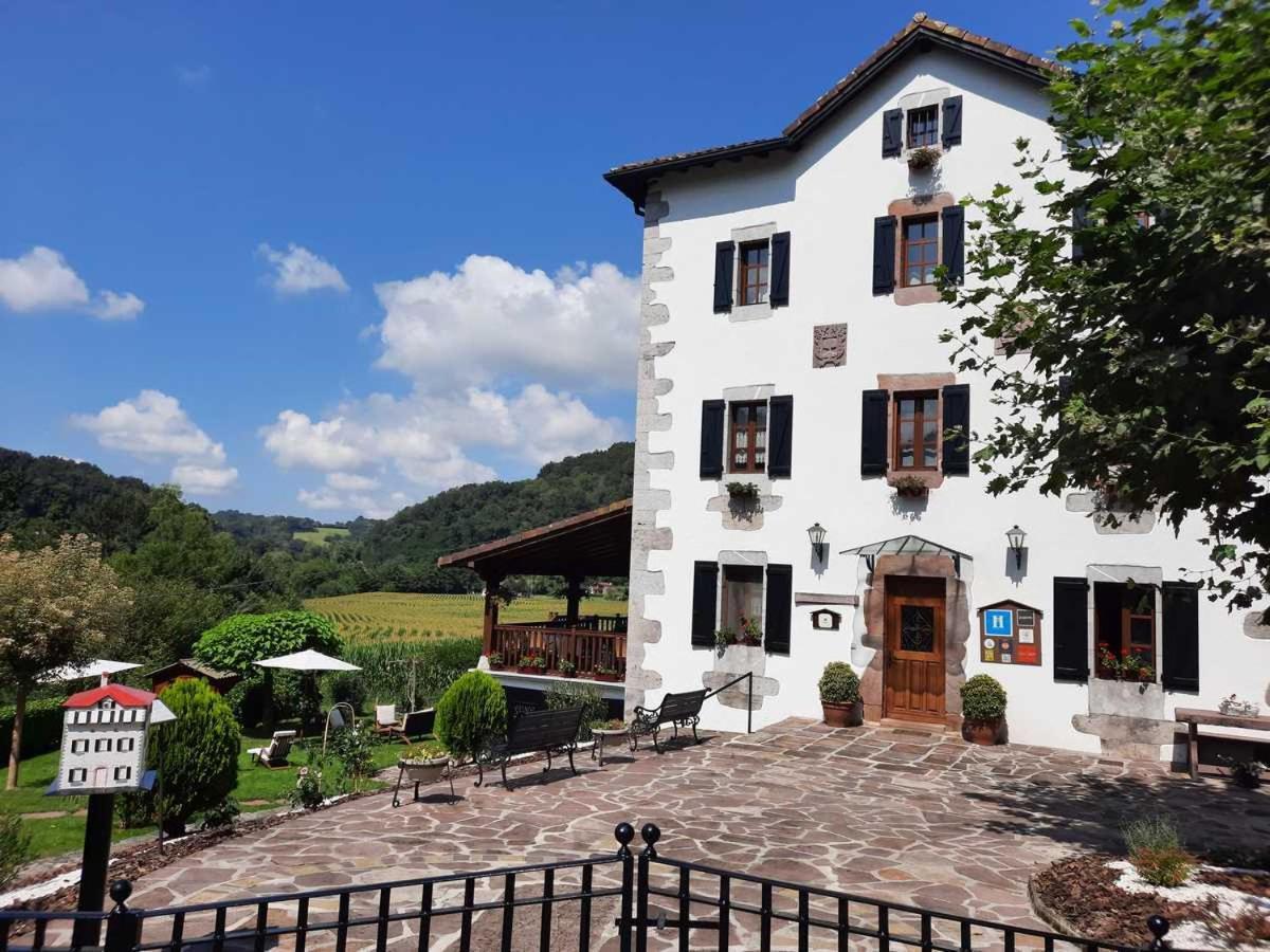 Hotel Rural Irigoienea Urdax Exterior photo
