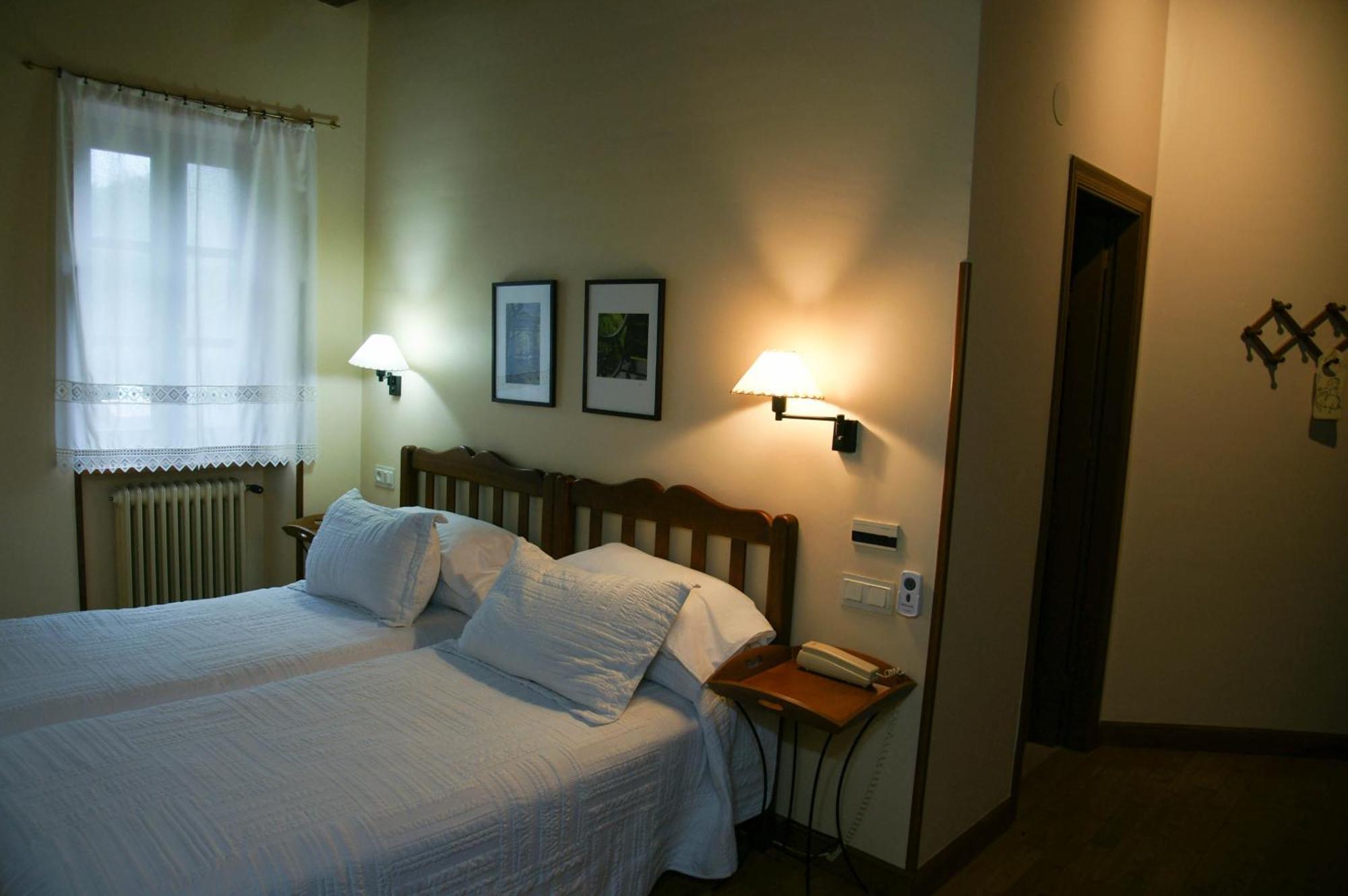Hotel Rural Irigoienea Urdax Room photo