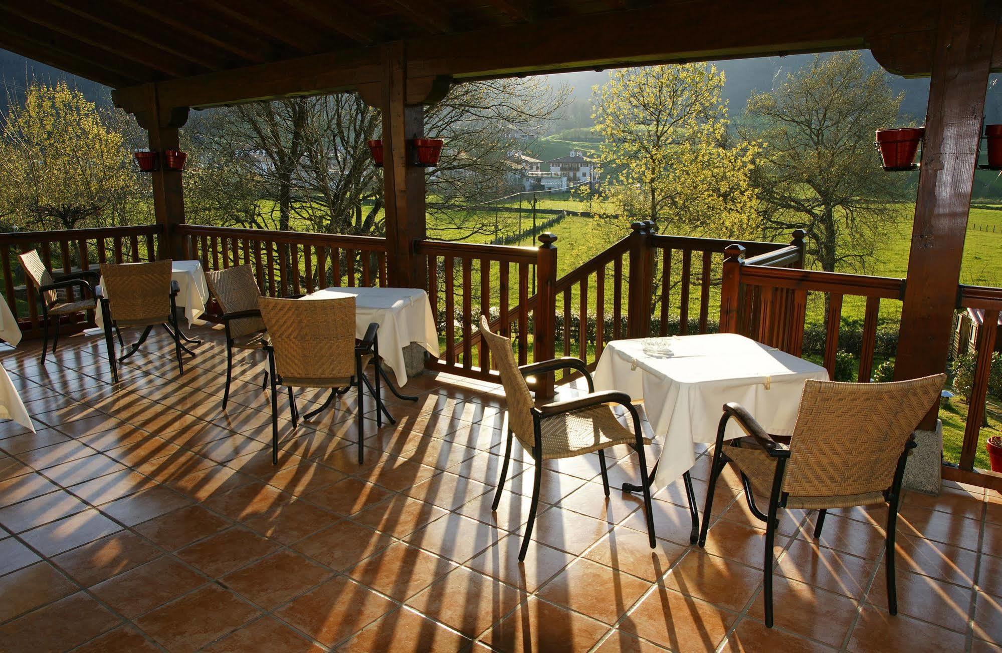 Hotel Rural Irigoienea Urdax Exterior photo