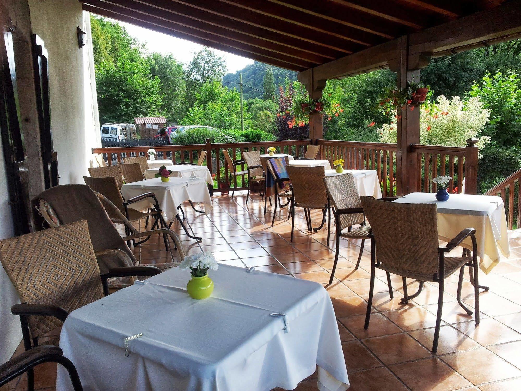 Hotel Rural Irigoienea Urdax Exterior photo